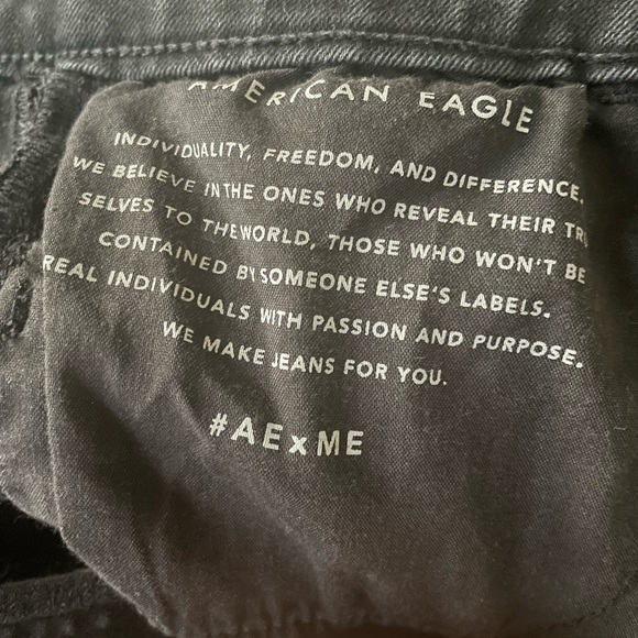 American Eagle High Rise Black Jeans - Picture 3 of 4